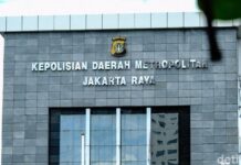 Roy Suryo dkk Dipanggil Polisi Terkait Tudingan Ijazah Palsu Jokowi Hari Ini
