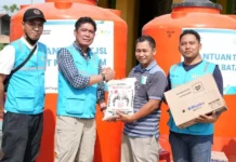 PLN Batam Serahkan Bantuan Tahap 2 ke Korban Banjir Aceh Tamiang
