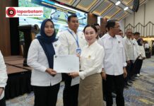 BP Batam Serahkan SK ke 718 Pegawai, Amsakar-Li Claudia Dorong Kinerja Profesional dan Berintegritas