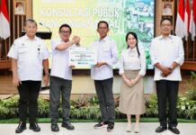 Amsakar–Li Claudia Apresiasi PLN Batam dan Warga Batam Peduli Korban Bencana Sumatera