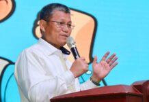 Sekda Batam Tantang 800 Calon Wisudawan UT Jadi Motor Indonesia Emas 2045