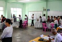 Kritik ‘Pemilu Palsu’ di Balik Gelombang Absennya Pemilih Muda Myanmar