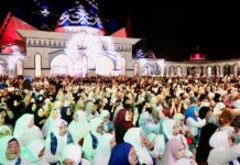 Peringati Isra Mikraj di Masjid Agung, Walikota Amsakar Achmad Ajak Umat Perkuat Keimanan serta Jaga Harmoni Sosial