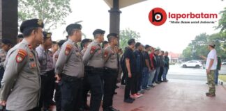 Polda Kepri Amankan 18 Orang saat Pemulihan Kawasan Narkoba di Kampung Madani Batam